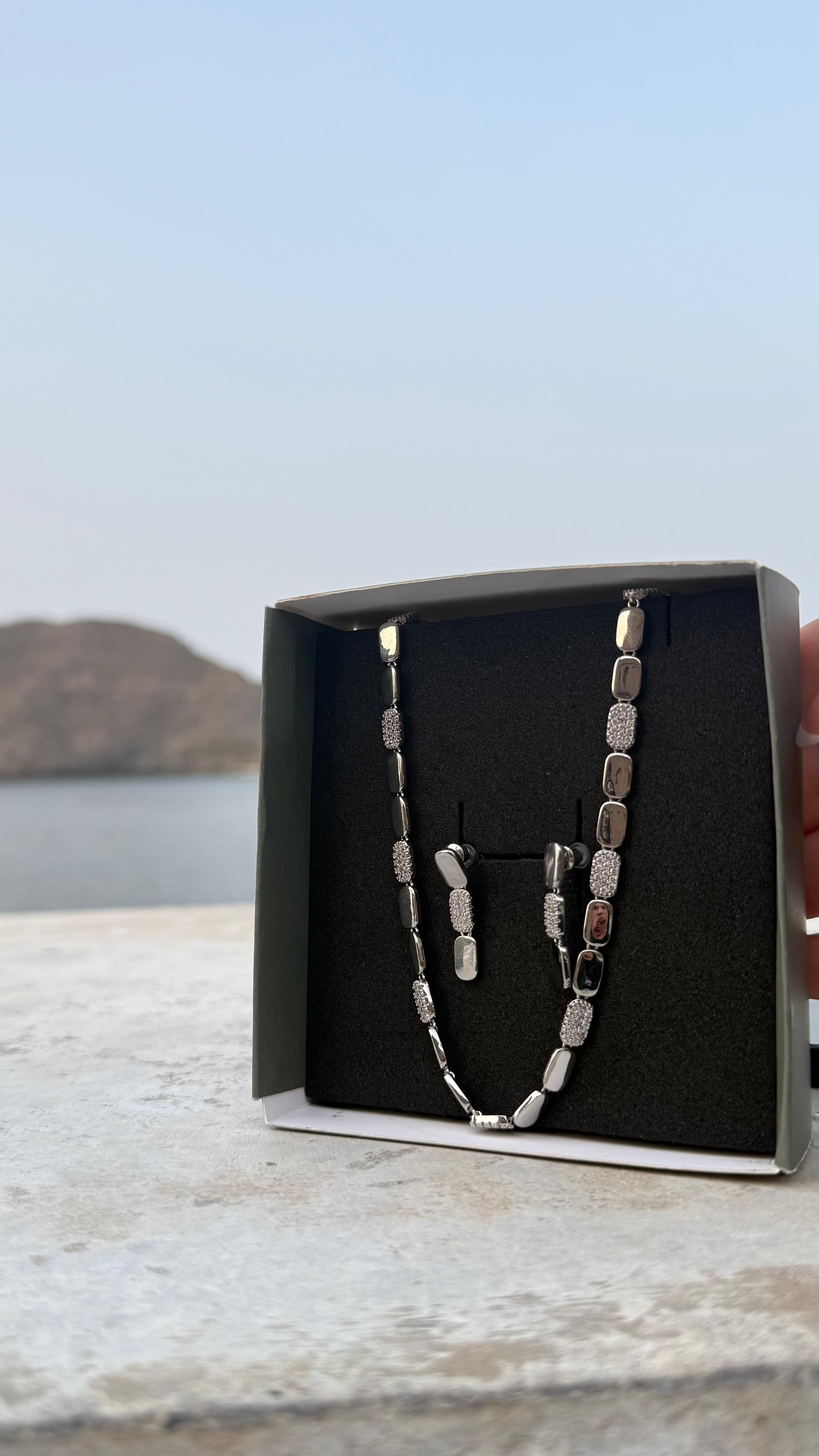 القلادة مع الحلق الفضي — PAINORA Silver Necklace & Earrings Set